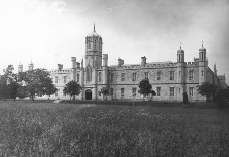 Queen's College, Galway